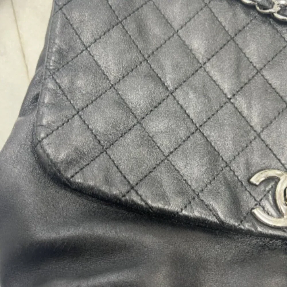 Chanel Lambskin Quilted Large Trianon Messenger Flap black